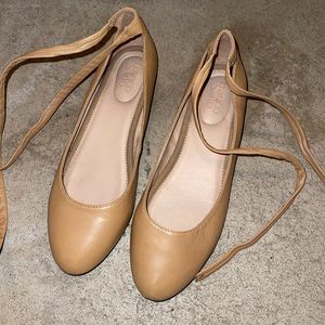 Beige ballerina flats